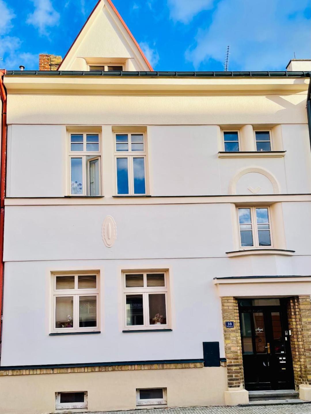 Ayni Apartman Semily Zewnętrze zdjęcie
